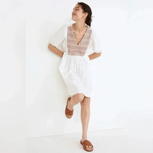 MADEWELL Embroidered Poplin V-Neck
Mini Dress / Size Small /